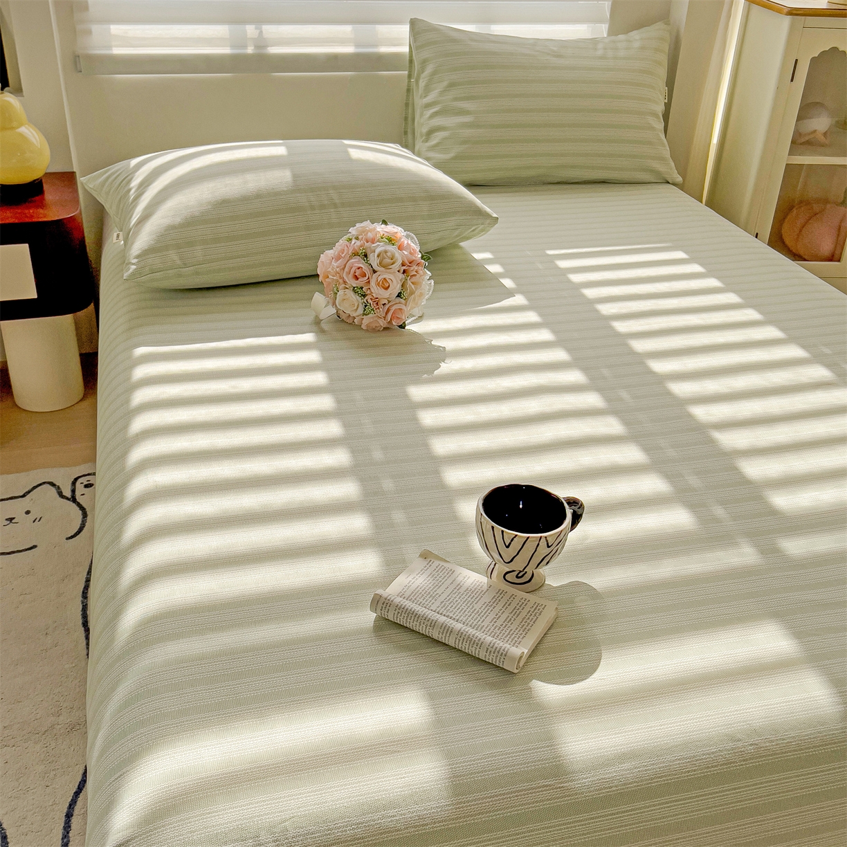 91家纺网 家纺一手货源 找家纺 名兮家居 2026新款全棉A类卡通简约时尚老粗布床单 条纹绿