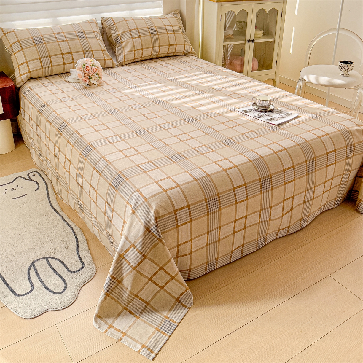 91家纺网 家纺一手货源 找家纺 名兮家居 2026新款全棉A类卡通简约时尚老粗布床单 简约格