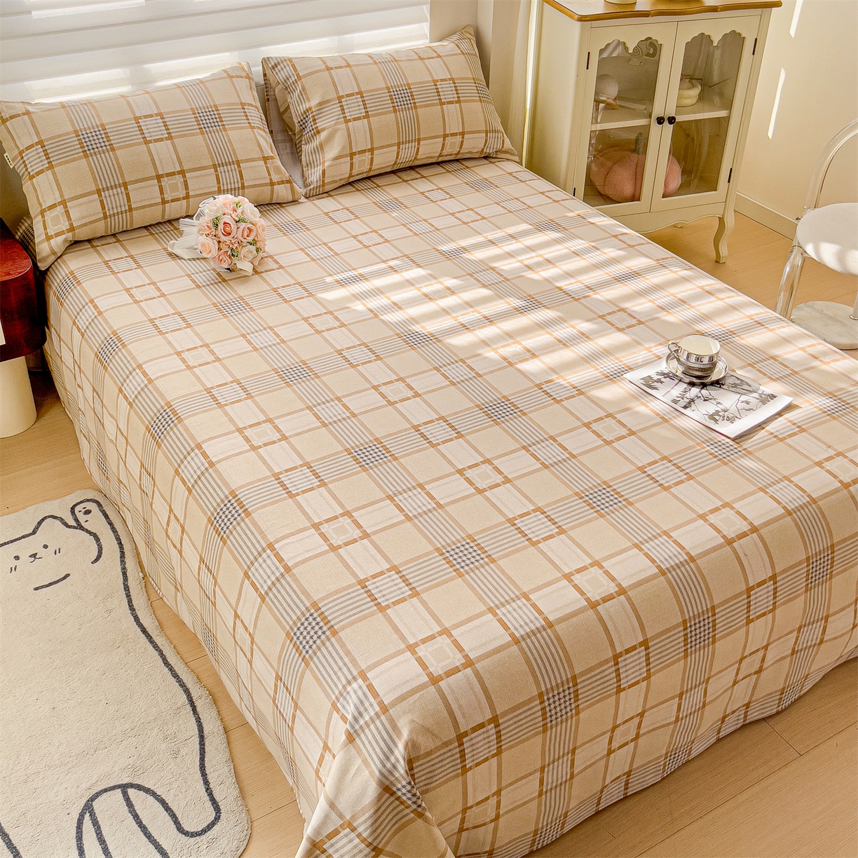 91家纺网 家纺一手货源 找家纺 名兮家居 2026新款全棉A类卡通简约时尚老粗布床单 简约格