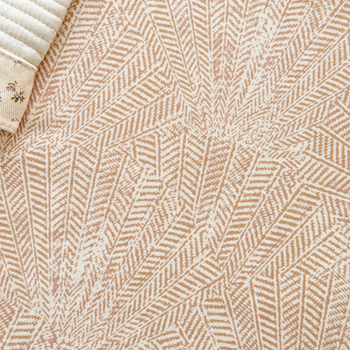 91家纺网 家纺一手货源 找家纺 名兮家居 2026新款全棉A类卡通简约时尚老粗布床单 麦浪织纹