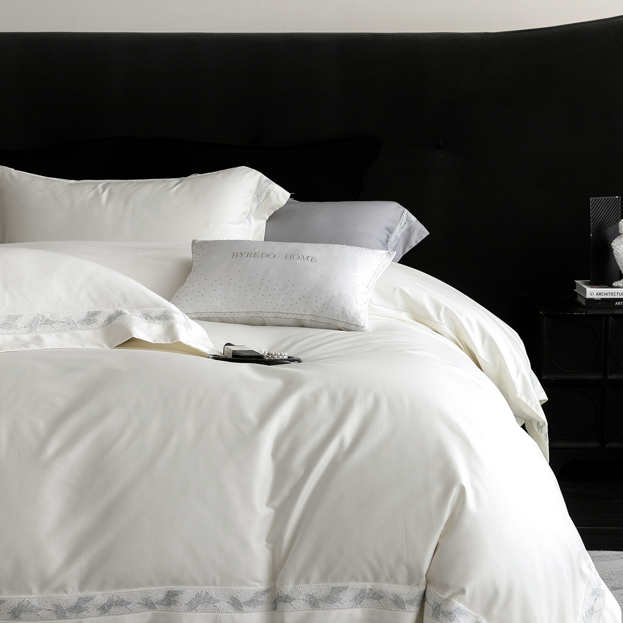 91家纺网 家纺一手货源 找家纺 蕾诺家纺 2026秋冬新品100支高定100S全棉四件套 棉森蔓-月光白