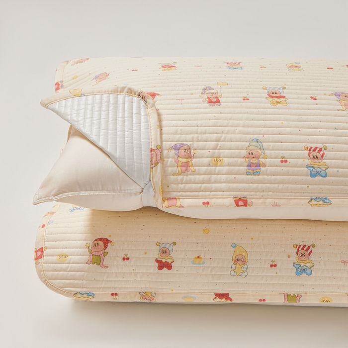 91家纺网 家纺一手货源 找家纺 永旺家纺 2026新款全棉亲肤防水枕巾防水隔脏 梦幻童乡