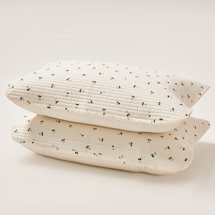 91家纺网 家纺一手货源 找家纺 永旺家纺 2026新款全棉亲肤防水枕巾防水隔脏 樱桃奶绿-黑