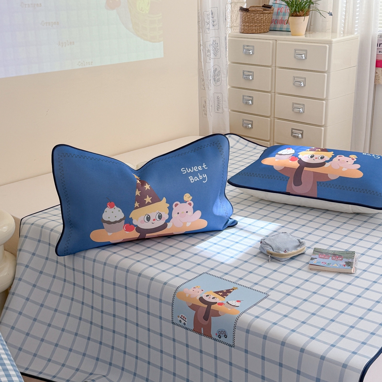 91家纺网 家纺一手货源 找家纺 美乐迪家纺 2026新款织标款大版水光冰丝凉席席子凉席 小王子