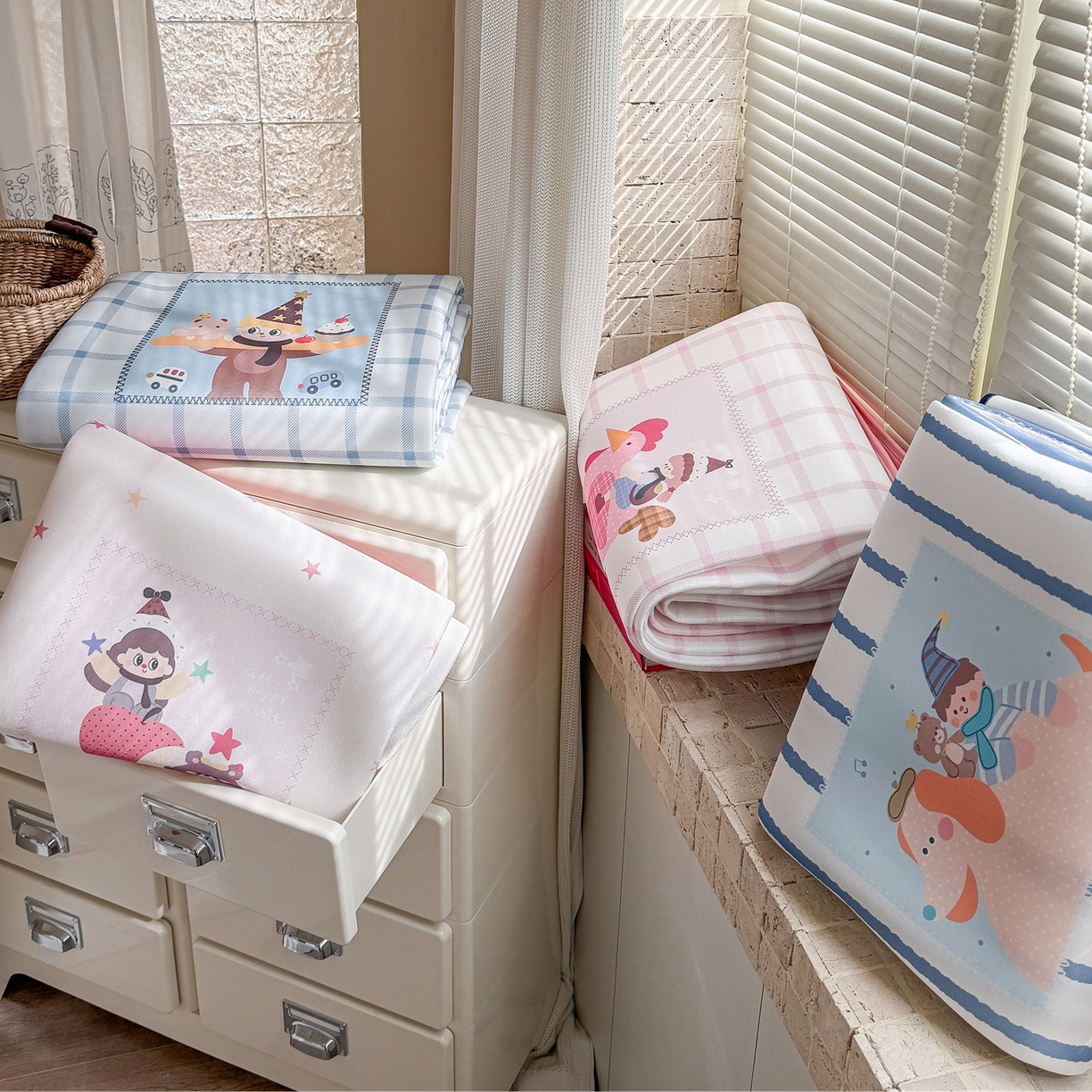 91家纺网 家纺一手货源 找家纺 美乐迪家纺 2026新款织标款大版水光冰丝凉席席子凉席 组合图（仅供展示不可下单）