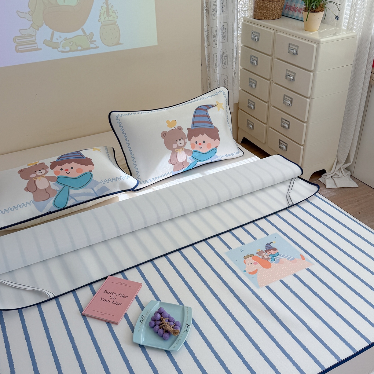 91家纺网 家纺一手货源 找家纺 美乐迪家纺 2026新款织标款大版水光冰丝凉席席子凉席 狗狗男孩