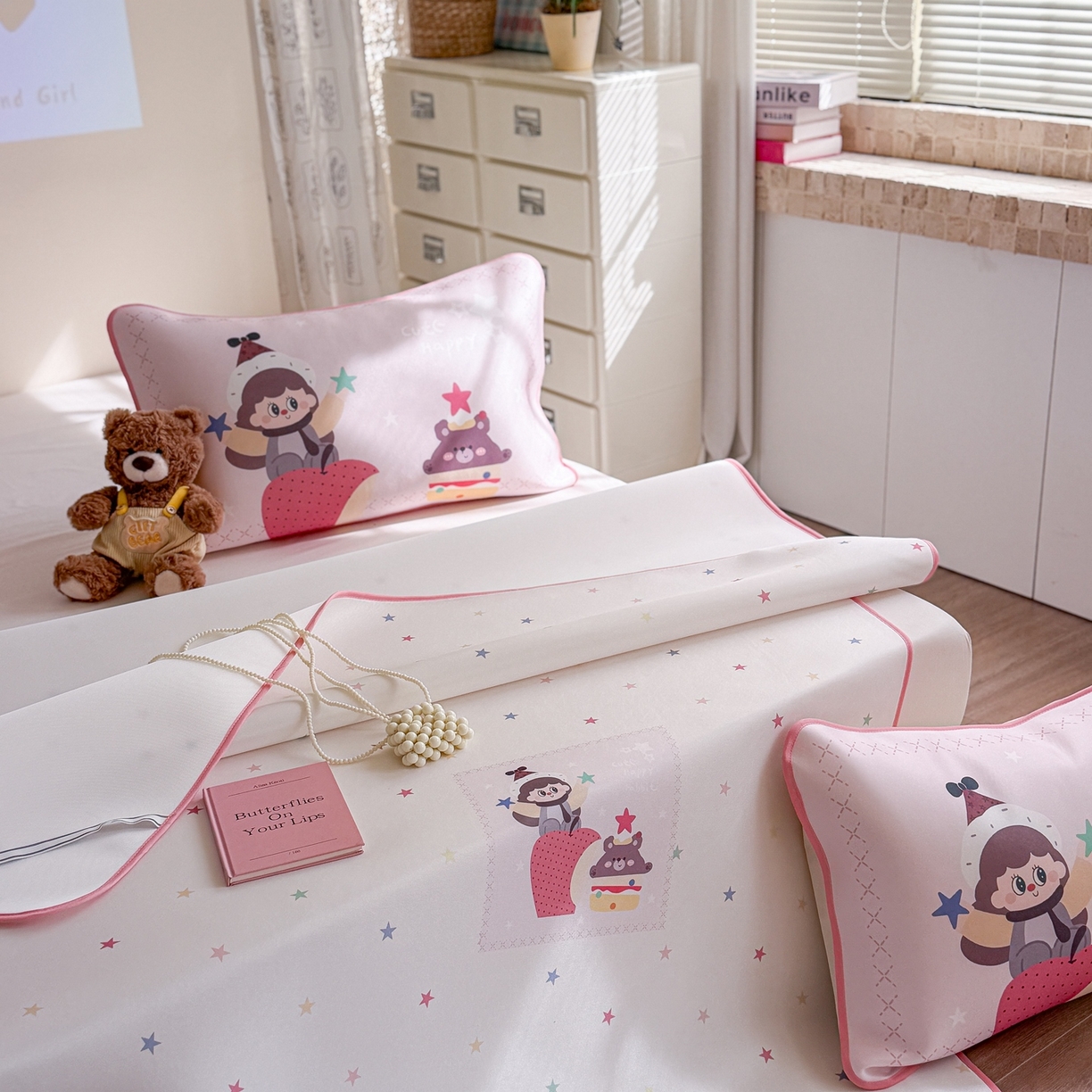 91家纺网 家纺一手货源 找家纺 美乐迪家纺 2026新款织标款大版水光冰丝凉席席子凉席 甜品女孩