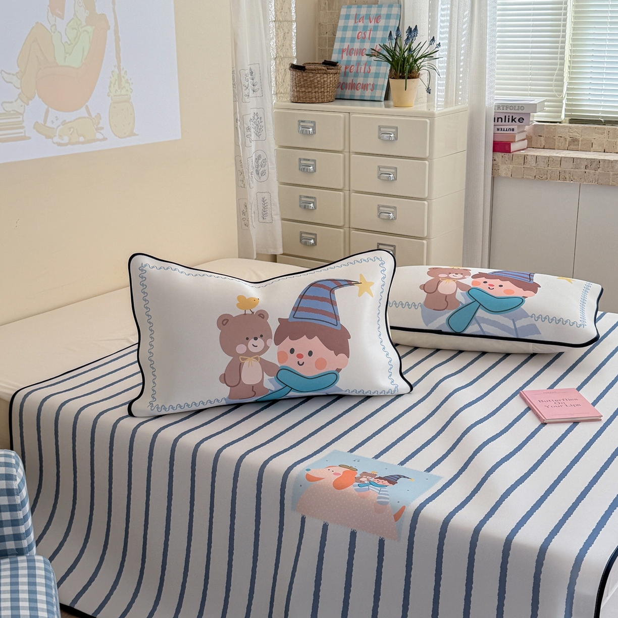 91家纺网 家纺一手货源 找家纺 美乐迪家纺 2026新款织标款大版水光冰丝凉席席子凉席 狗狗男孩