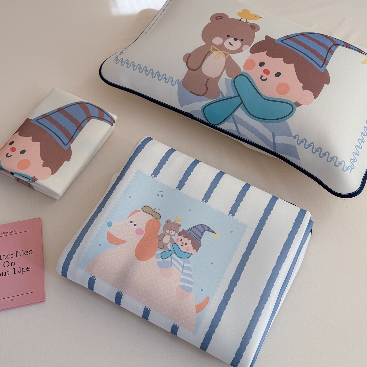 91家纺网 家纺一手货源 找家纺 美乐迪家纺 2026新款织标款大版水光冰丝凉席席子凉席 狗狗男孩