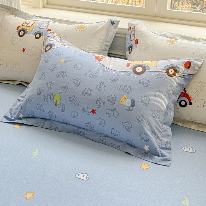 91家纺网 家纺一手货源 找家纺 U品汇 2026新品纯棉全棉印花四件套小清新卡通花卉13070喷气 车车环游记