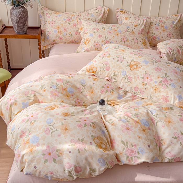 91家纺网 家纺一手货源 找家纺 U品汇 2026新品纯棉全棉印花四件套小清新卡通花卉13070喷气 浅樱故事