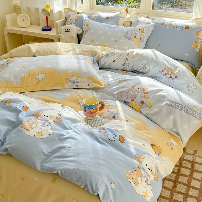 91家纺网 家纺一手货源 找家纺 U品汇 2026新品纯棉全棉印花四件套小清新卡通花卉13070喷气 汪汪宇航记