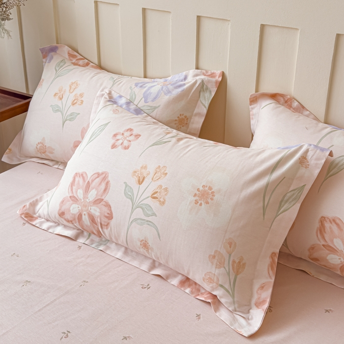 91家纺网 家纺一手货源 找家纺 U品汇 2026新品纯棉全棉印花四件套小清新卡通花卉13070喷气 雾里花眠-粉