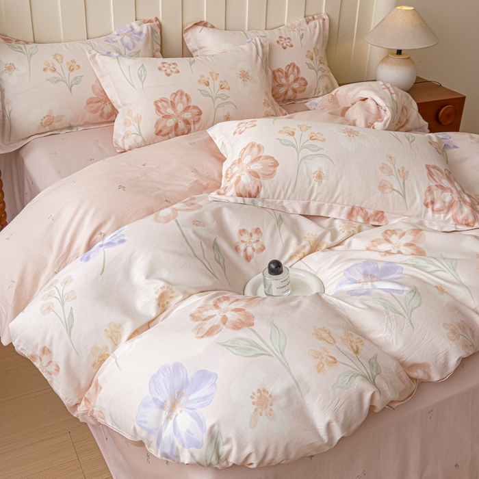 91家纺网 家纺一手货源 找家纺 U品汇 2026新品纯棉全棉印花四件套小清新卡通花卉13070喷气 雾里花眠-粉