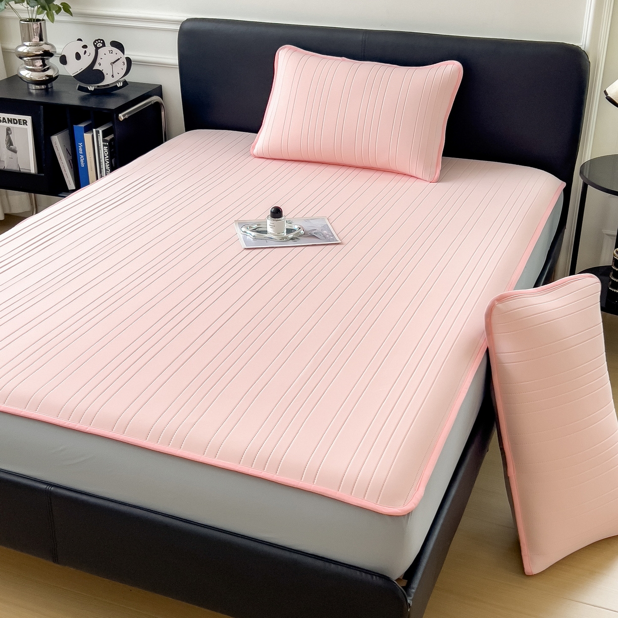 91家纺网 家纺一手货源 找家纺 丝羽坊 2026新款云朵凉感纯色小冰皮软凉席-床笠款 浅粉