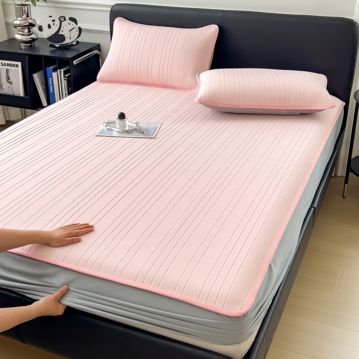 91家纺网 家纺一手货源 找家纺 丝羽坊 2026新款云朵凉感纯色小冰皮软凉席-床笠款 浅粉