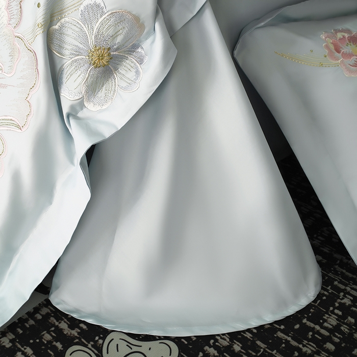 91家纺网 家纺一手货源 找家纺 女子家纺 2026新款A类新款新疆长绒棉澳棉高端全棉纯棉绣花四件套-花富贵 繁星蓝