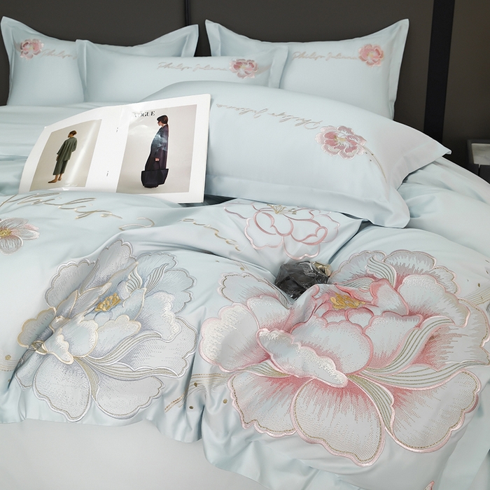 91家纺网 家纺一手货源 找家纺 女子家纺 2026新款A类新款新疆长绒棉澳棉高端全棉纯棉绣花四件套-花富贵 繁星蓝