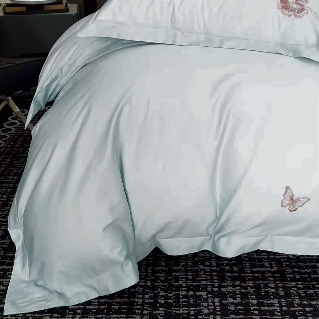 91家纺网 家纺一手货源 找家纺 女子家纺 2026新款A类新款新疆长绒棉澳棉高端全棉纯棉绣花四件套-花富贵 繁星蓝