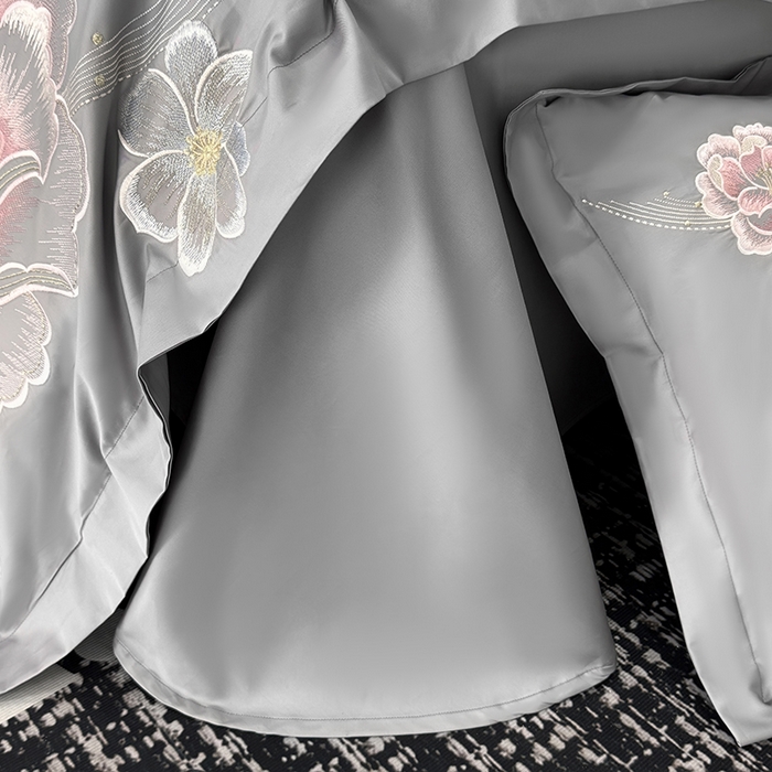 91家纺网 家纺一手货源 找家纺 女子家纺 2026新款A类新款新疆长绒棉澳棉高端全棉纯棉绣花四件套-花富贵 高级灰