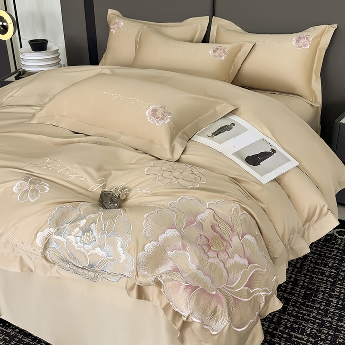 91家纺网 家纺一手货源 找家纺 女子家纺 2026新款A类新款新疆长绒棉澳棉高端全棉纯棉绣花四件套-花富贵 浅香槟