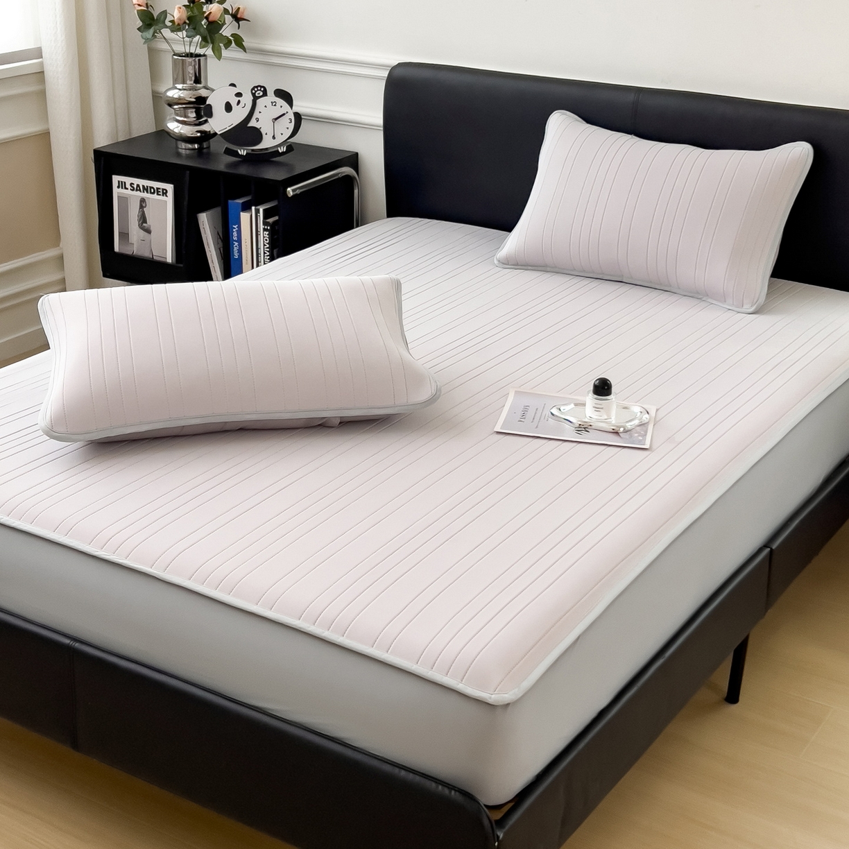 91家纺网 家纺一手货源 找家纺 丝羽坊 2026新款云朵凉感纯色小冰皮软凉席-床笠款 浅灰