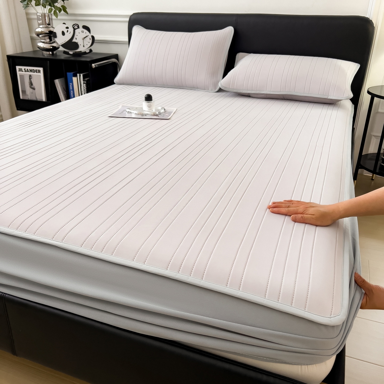 91家纺网 家纺一手货源 找家纺 丝羽坊 2026新款云朵凉感纯色小冰皮软凉席-床笠款 浅灰