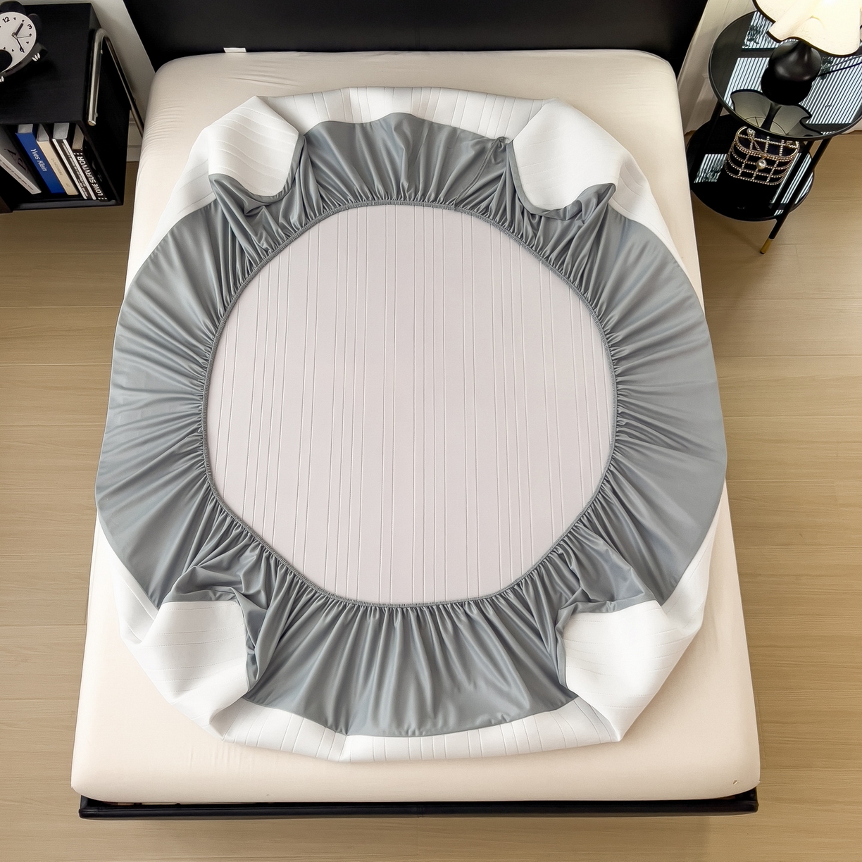 91家纺网 家纺一手货源 找家纺 丝羽坊 2026新款云朵凉感纯色小冰皮软凉席-床笠款 浅灰