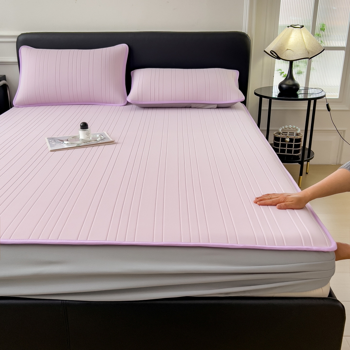 91家纺网 家纺一手货源 找家纺 丝羽坊 2026新款云朵凉感纯色小冰皮软凉席-床笠款 浅紫