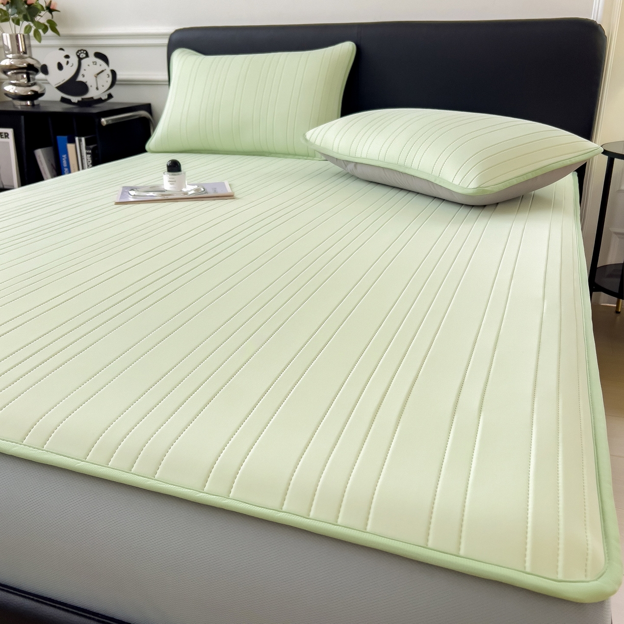 91家纺网 家纺一手货源 找家纺 丝羽坊 2026新款云朵凉感纯色小冰皮软凉席-床笠款 清新绿