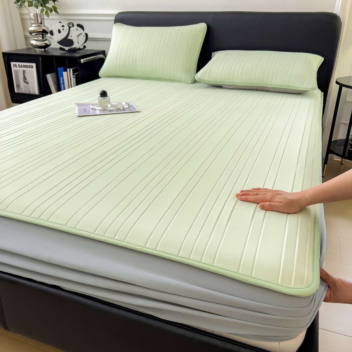 91家纺网 家纺一手货源 找家纺 丝羽坊 2026新款云朵凉感纯色小冰皮软凉席-床笠款 清新绿