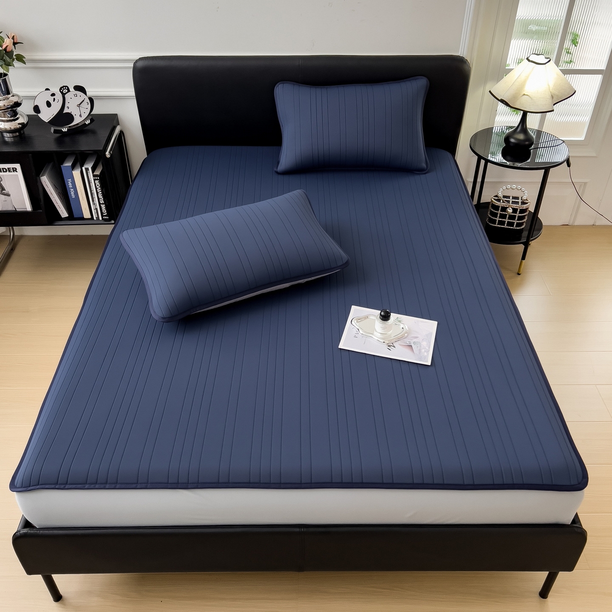 91家纺网 家纺一手货源 找家纺 丝羽坊 2026新款云朵凉感纯色小冰皮软凉席-床笠款 深睡蓝