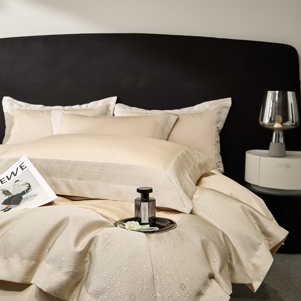 91家纺网 家纺一手货源 找家纺 女子家纺 2026新款全棉烫花拼角100%长绒棉四件套-丽思兰顿 2丽思兰顿-香槟色