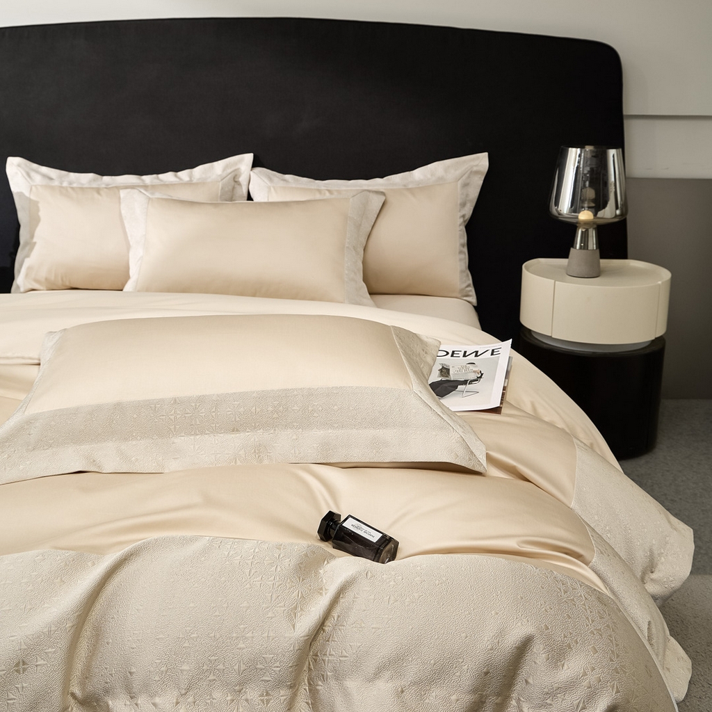 91家纺网 家纺一手货源 找家纺 女子家纺 2026新款全棉烫花拼角100%长绒棉四件套-丽思兰顿 2丽思兰顿-香槟色