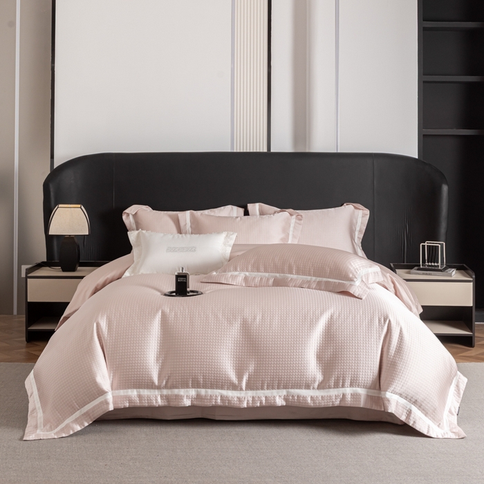 91家纺网 家纺一手货源 找家纺 家居1号家纺 2026新款西西里厚织高精密锦缎提花四件套（全网控价！活动立减券后价格不得低于：标准488元，加大518元！请大家把控利润！严禁内卷！会员优惠10元！） 西西里-流金粉