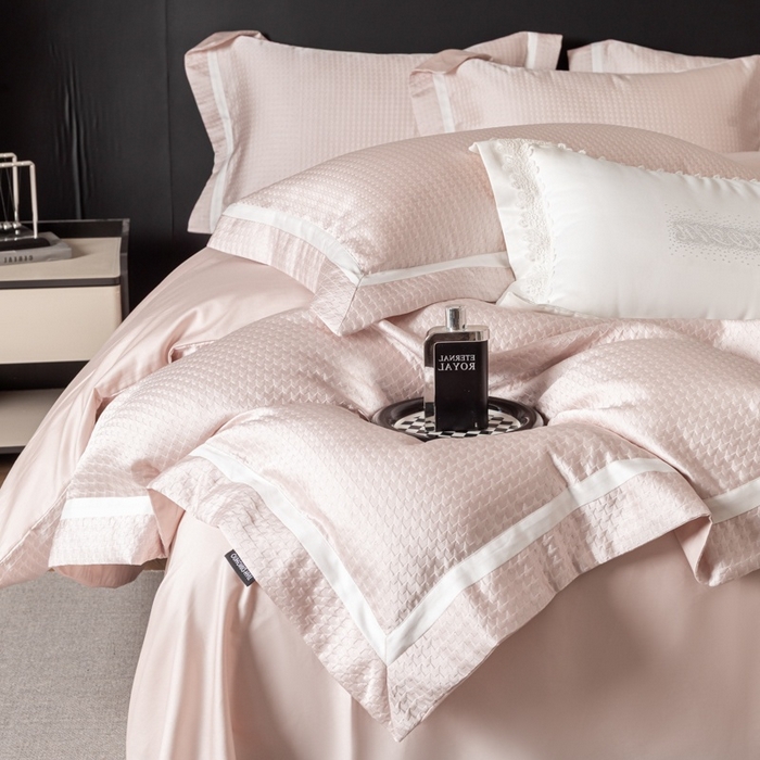 91家纺网 家纺一手货源 找家纺 家居1号家纺 2026新款西西里厚织高精密锦缎提花四件套（全网控价！活动立减券后价格不得低于：标准488元，加大518元！请大家把控利润！严禁内卷！会员优惠10元！） 西西里-流金粉