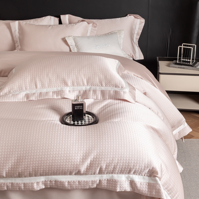 91家纺网 家纺一手货源 找家纺 家居1号家纺 2026新款西西里厚织高精密锦缎提花四件套（全网控价！活动立减券后价格不得低于：标准488元，加大518元！请大家把控利润！严禁内卷！会员优惠10元！） 西西里-流金粉