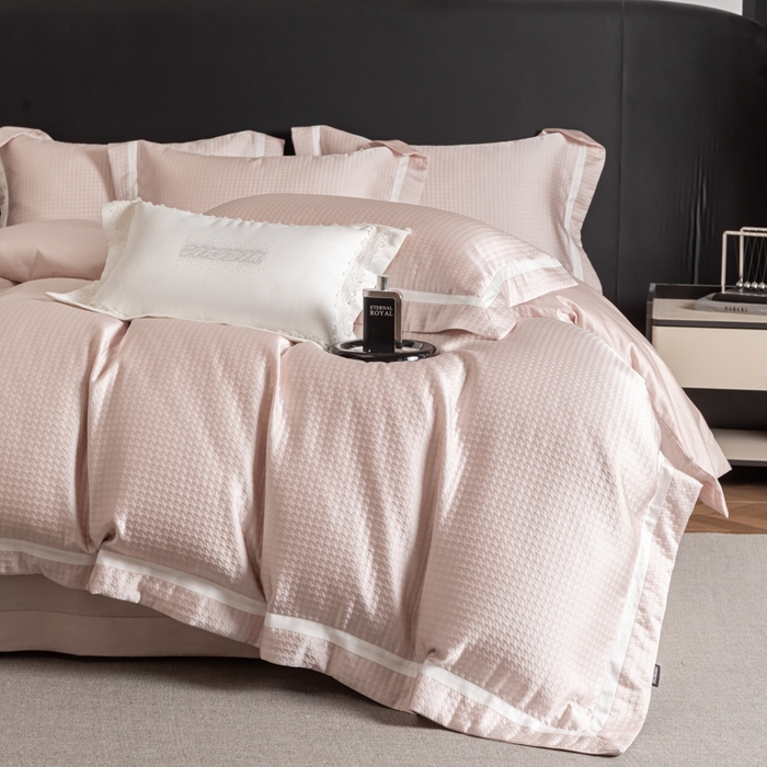 91家纺网 家纺一手货源 找家纺 家居1号家纺 2026新款西西里厚织高精密锦缎提花四件套（全网控价！活动立减券后价格不得低于：标准488元，加大518元！请大家把控利润！严禁内卷！会员优惠10元！） 西西里-流金粉