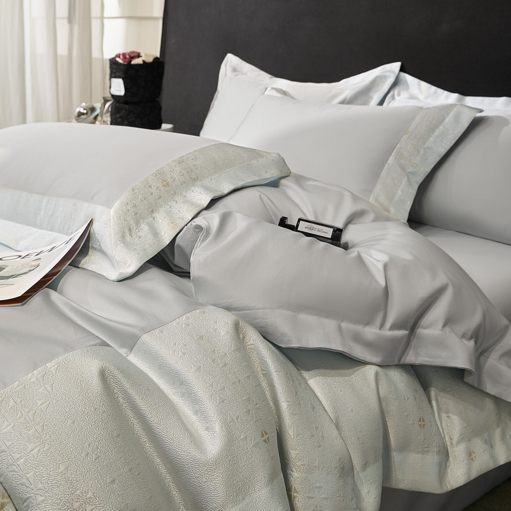 91家纺网 家纺一手货源 找家纺 女子家纺 2026新款全棉烫花拼角100%长绒棉四件套-丽思兰顿 3丽思兰顿-高级灰