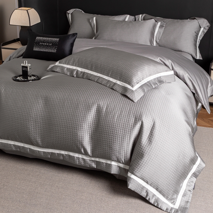 91家纺网 家纺一手货源 找家纺 家居1号家纺 2026新款西西里厚织高精密锦缎提花四件套（全网控价！活动立减券后价格不得低于：标准488元，加大518元！请大家把控利润！严禁内卷！会员优惠10元！） 西西里-星空灰