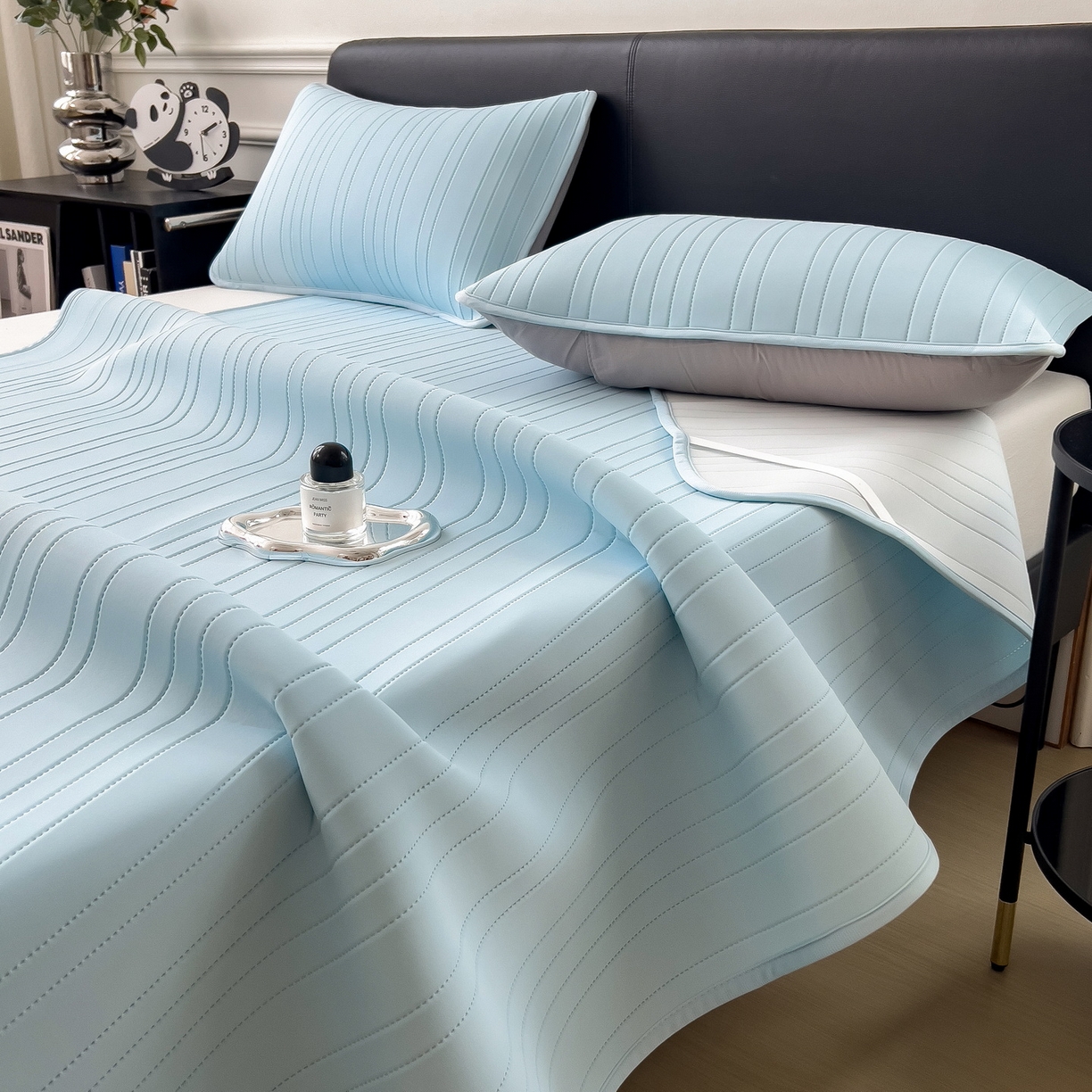 91家纺网 家纺一手货源 找家纺 （总）丝羽坊 2026新款云朵凉感纯色小冰皮软凉席-平铺款