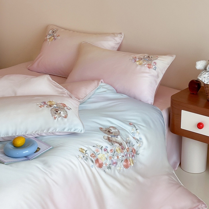 91家纺网 家纺一手货源 找家纺 爱缦 2026新款60支LF级奥地利兰精天丝夏被四件套-小雪的花园系列 小雪的花园四件套-粉
