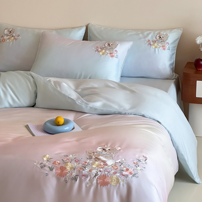 91家纺网 家纺一手货源 找家纺 爱缦 2026新款60支LF级奥地利兰精天丝夏被四件套-小雪的花园系列 小雪的花园四件套-蓝