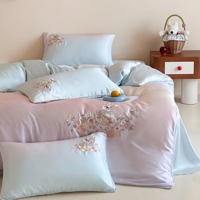 91家纺网 家纺一手货源 找家纺 爱缦 2026新款60支LF级奥地利兰精天丝夏被四件套-小雪的花园系列 小雪的花园四件套-蓝