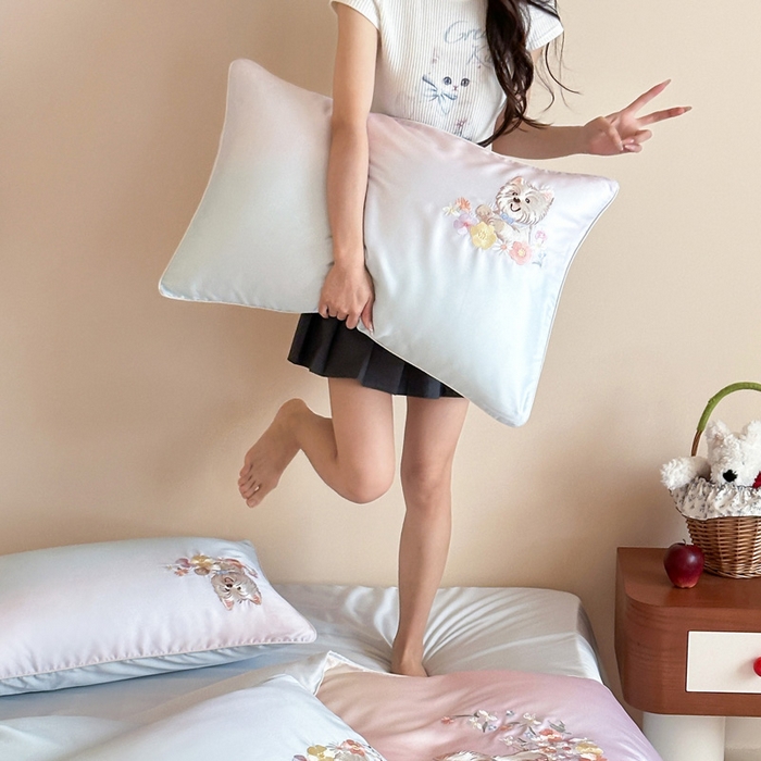 91家纺网 家纺一手货源 找家纺 爱缦 2026新款60支LF级奥地利兰精天丝夏被四件套-小雪的花园系列 小雪的花园四件套-蓝