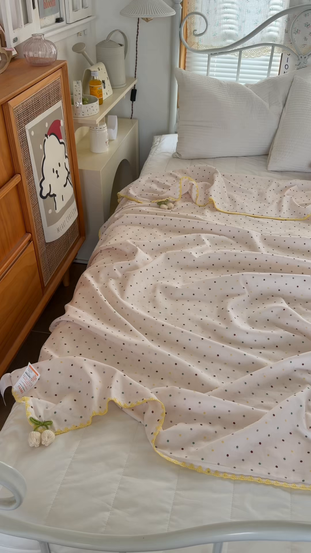 91家纺网 家纺一手货源 找家纺 潮邦创意家居 2026新A类全棉双层纱三角针四角郁金香吊坠盖毯—郁金纱语系列【含A类检测报告】 彩色圆点