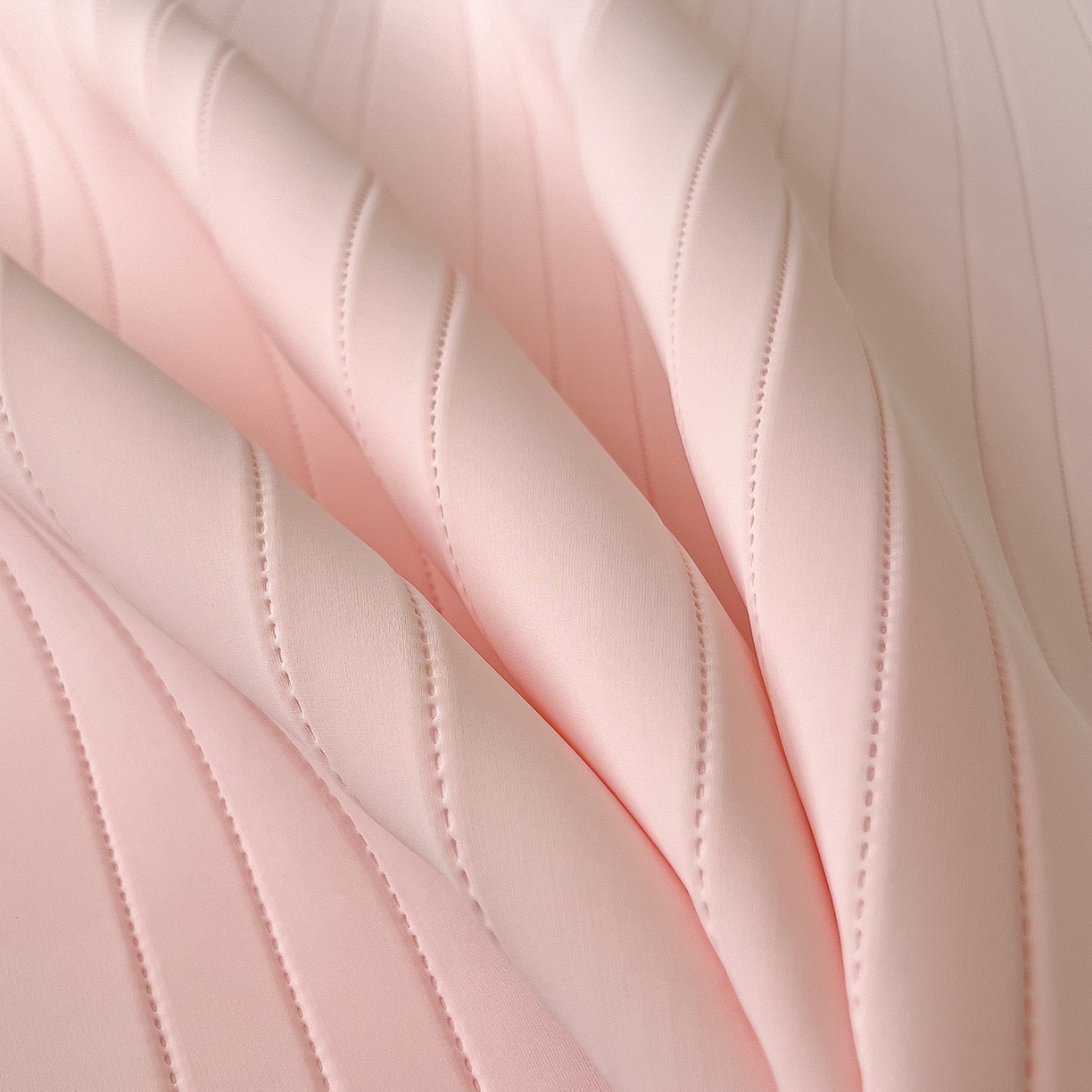 91家纺网 家纺一手货源 找家纺 丝羽坊 2026新款云朵凉感纯色小冰皮软凉席-平铺款 浅粉