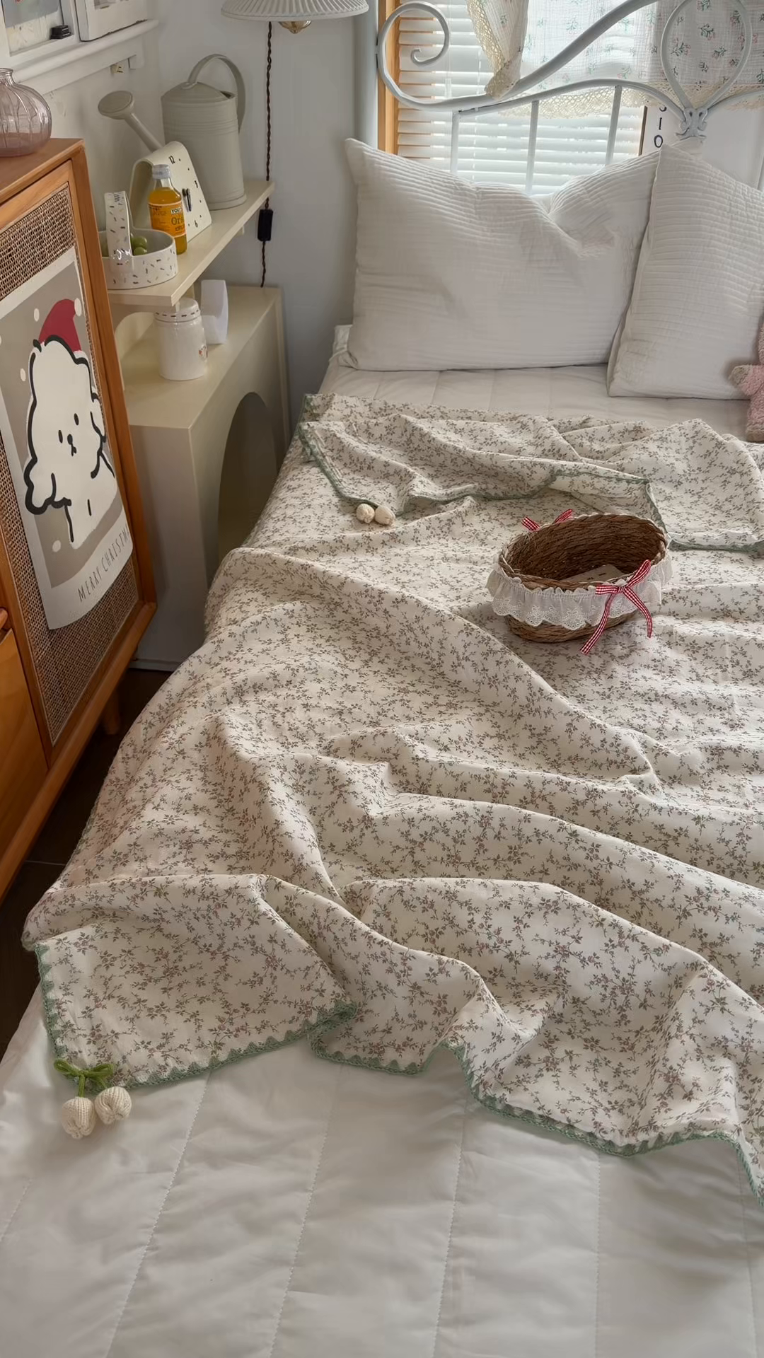 91家纺网 家纺一手货源 找家纺 潮邦创意家居 2026新A类全棉双层纱三角针四角郁金香吊坠盖毯—郁金纱语系列【含A类检测报告】 春上枝芽