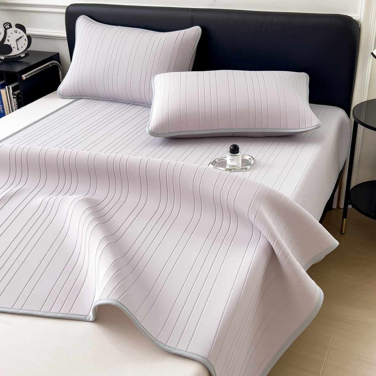 91家纺网 家纺一手货源 找家纺 丝羽坊 2026新款云朵凉感纯色小冰皮软凉席-平铺款 浅灰