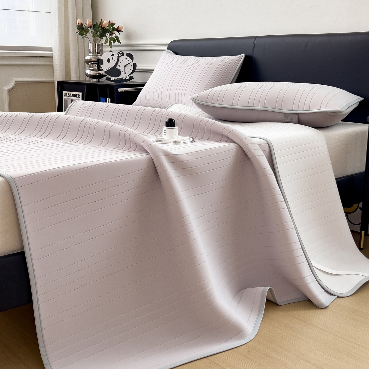 91家纺网 家纺一手货源 找家纺 丝羽坊 2026新款云朵凉感纯色小冰皮软凉席-平铺款 浅灰